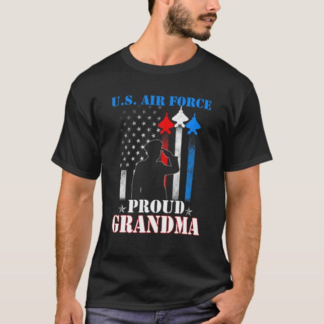 Proud US Luft Force Grandma Flagga Patriotic T Shirt (Framsida)