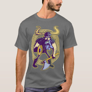 Proud Viking Warrior med Beard Helmet 8 T Shirt