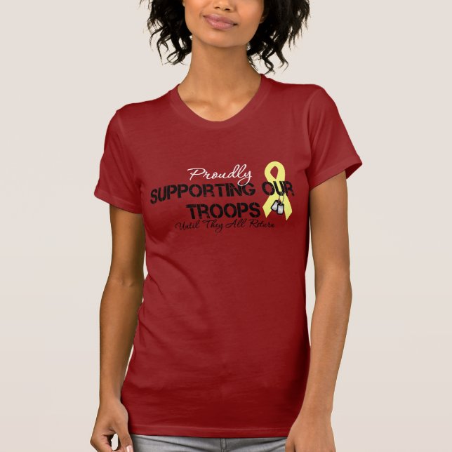 Proudly understödja våra soldater (den röda tee shirt (Framsida)