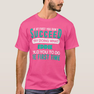 Prova först vilken EDDIE T-Shirt Namn EDDI