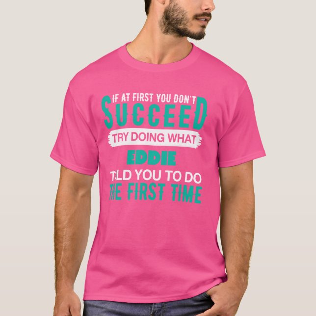Prova först vilken EDDIE T-Shirt Namn EDDI (Framsida)