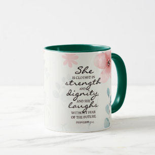 Proverbs 31:25 Hon är klädd med styrka Mugg