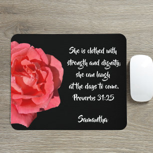 Proverbs 31:25 Röd ros Bible Verse Anpassningsbar Musmatta