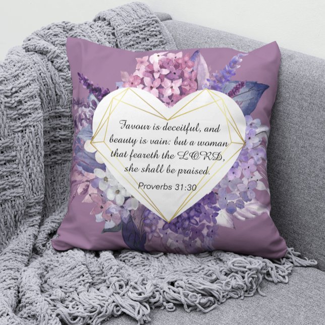 Proverbs 31 Bible Quote Lila blommigt hjärta Kudde (Proverbs 31 Throw Pillow)