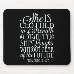 Proverbs 31 gåvor - som bekläs i styrka & musmatta