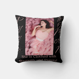 Proverbs 31 Woman Black & Rosa Pillow Kudde