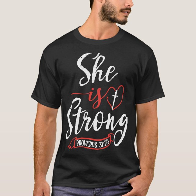 Proverbs Hon är starka ordspråk 3125 T Shirt (Framsida)