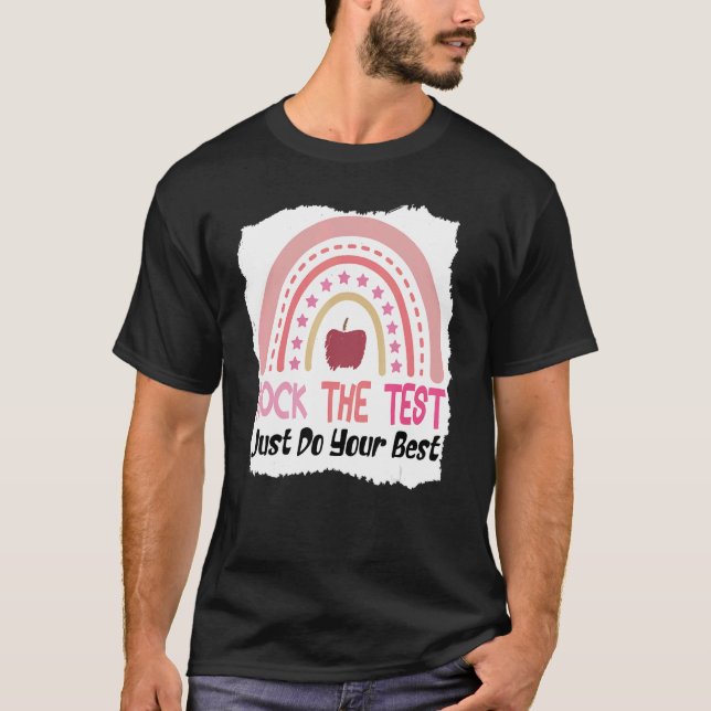 Provningsdag Sten testlärarens testdag för regnbåg T Shirt (Framsida)