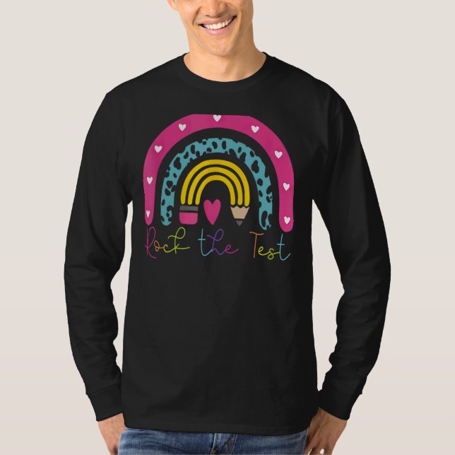 Provningsdag Sten testlärarens testdag för regnbåg T Shirt (Framsida)