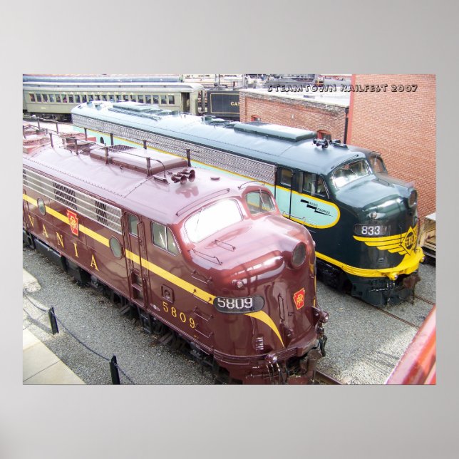 PRR E8A 5809 och ERIE E8A 833 @ Steamtown Poster (Framsidan)