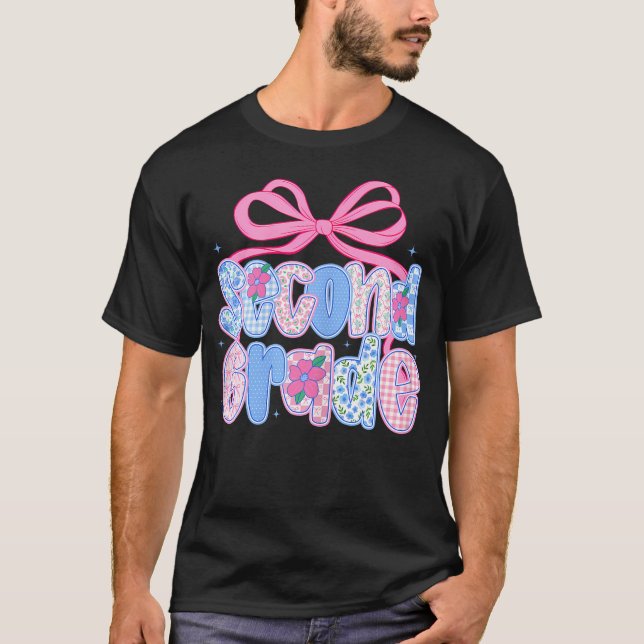 Prydlig andra klass blommig coquette-båge bak t shirt (Framsida)