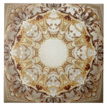 Prydnadsrik gul keramisk platta