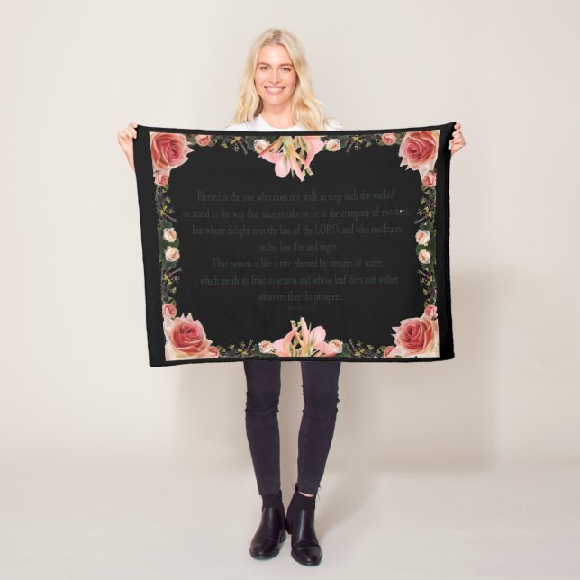 PSALM 1:1-3 Botaniskt mönster, Fleecefilt (På plats)