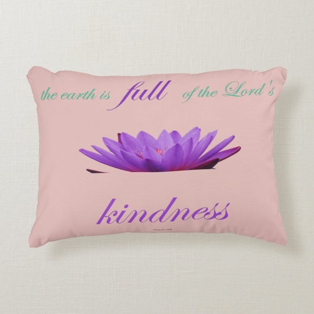 Psalm 33 lila lotus kinatiitet prydnadskudde (Framsidan)