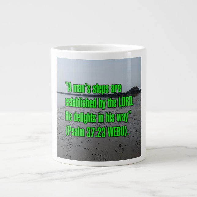 Psalm 37:23 WEBU Mugg Jumbo Mugg (Framsidan)