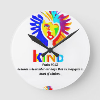 Psalm 90:12 LK Logotyp Clock - Time with Purpose Rund Klocka