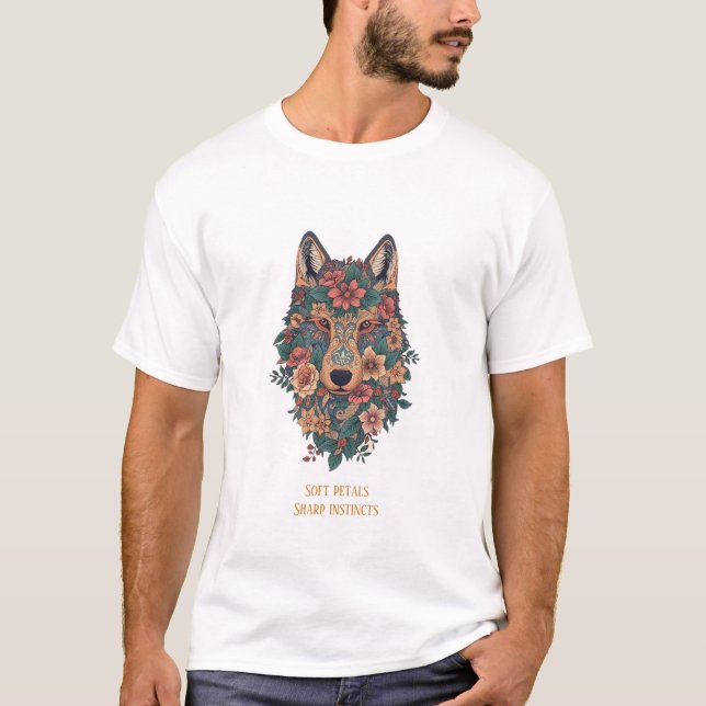 Psychedelic Boho Floral Wolf Art  T Shirt (Framsida)