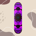 Psychedelic Hippie Flower Lila Mini Skateboard Bräda 18,5 Cm<br><div class="desc">Den här psykodeliska kaleidoskop-designen har både lila och svart. Vibranta trippelbilder för modern hippie eller någon som kärlek ljusa färger!</div>