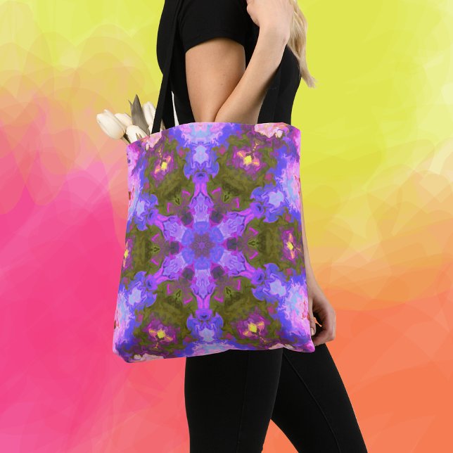 Psychedelic Mandala Flower Lila and Blue Tygkasse (Skapare uppladdad)