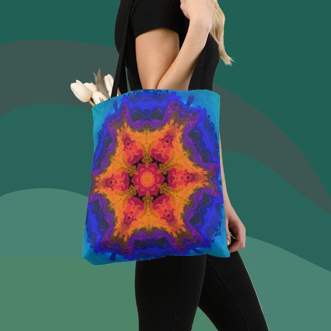 Psychedelic Mandala Flower Orange Red and Blue Tygkasse (Skapare uppladdad)