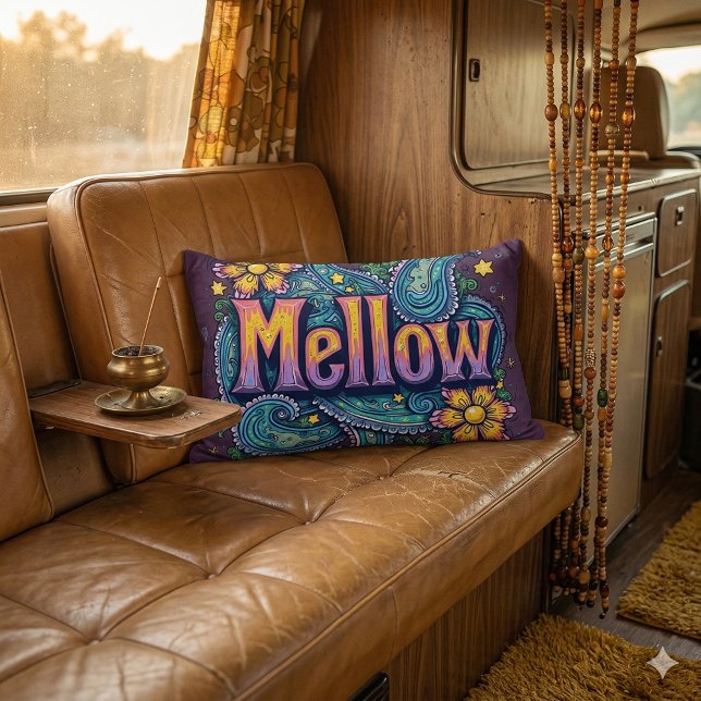 Psychedelisk Groovy "Mellow" Retro Hippie Konst Lumbarkudde (Psychedelic Groovy Mellow Retro Hippie Art Lumbar Pillow Mockup D)