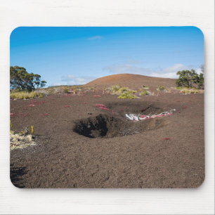 pu pua’i cinder cone on ledge trail musmatta