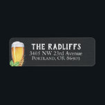 Pub Ale Chalkboard Return-adressetikett Returadress Etikett<br><div class="desc">Målat ölglas,  skutt och vete på svarta kritor,  returetiketter. Designad för att matcha vår Hoppy Helgdag Collection.</div>