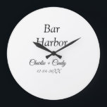 Pub Harbour bachelorette Party bridesmaid bröllop  Stor Klocka<br><div class="desc">Design</div>