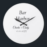 Pub Harbour bachelorette Party bridesmaid bröllop  Stor Klocka<br><div class="desc">Design</div>