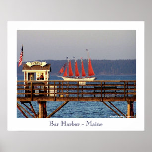 Pub Harbour - Maine Poster