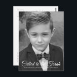 Pub Mitzvah Classic Elegant Fotoinbjudan Vykort<br><div class="desc">"Kallat till Torah" skrivet i ett lekfullt kursivt skript med sans serif-typografi på en enkel bakgrund i färg. Lägg till ett anpassningsbar-foto. Finns här: http://www.zazzle.com/store/selectpartysupplies</div>