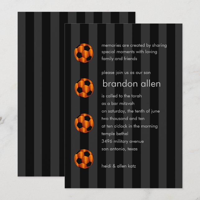 Pub Mitzvah Orange och Black Soccer Ball Inbjudningar (Fram/baksida)