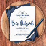 Pub Mitzvah Simple Modern Navy Blue Agate Script<br><div class="desc">Var stolt, gladd och visa den här milstolpen av Pub Mitzvah! Skicka ut den här coolan, en unik, modern inbjudan till personligen om en händelse att komma ihåg. Tungblå manustypografi och David Star överlägger enkel, vit bakgrund med stålblå agat accentuerad med faux silver vener. Anpassa anpassningsbarna med Pub Mitzvas namn,...</div>
