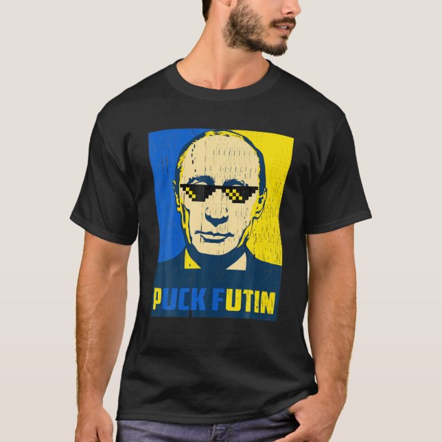 Puck Futin Ukraina Flagga American Flagga Support  T Shirt (Framsida)