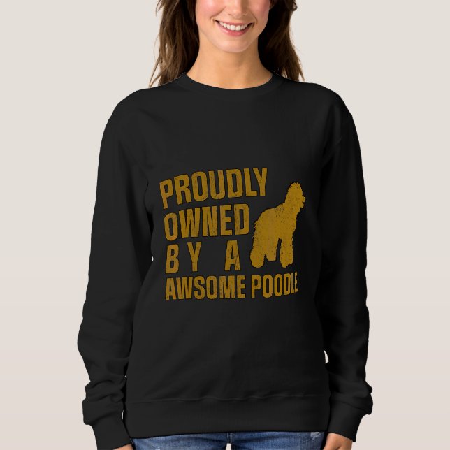 Pudel Hund som prisar Pudel T Shirt (Framsida)