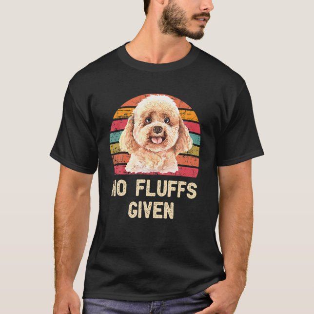 Pudel inga fluffs som ges en luddig skiva av Hund  T Shirt (Framsida)
