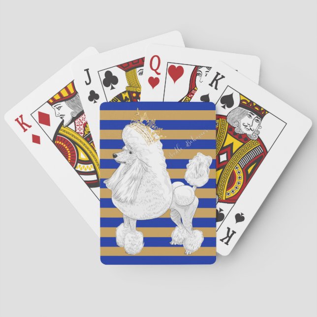 Pudeluppförande som leker kort kortlek (Baksidan)