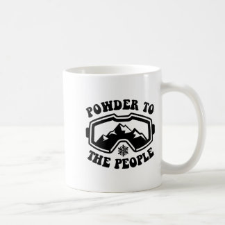 Puder till folket som åker skidor vintersporter sk kaffemugg
