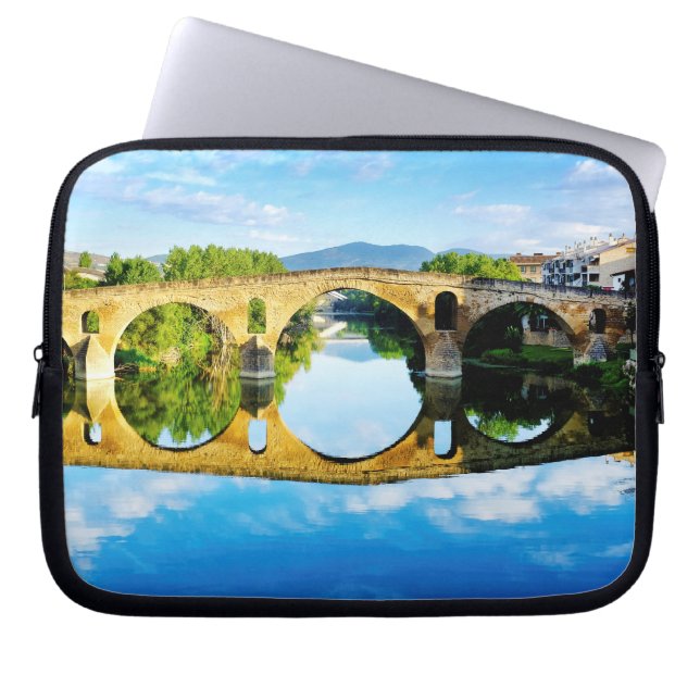 Puente La Reina Laptop Fodral (Framsidan)