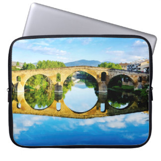 Puente La Reina Laptop Fodral