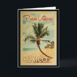 Puerto Vallarta Greeting Card Handflatan Träd Vint Kort<br><div class="desc">En unik och modern Puerto Vallarta-konst i mitten av århundradet i vintage resor poster stil. Den har en böjd handflatan träd på sandstranden med hav under ett blått grumligt himlar.</div>