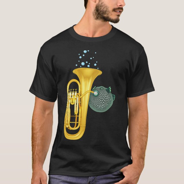 Pufffisk spelar tuba t shirt (Framsida)
