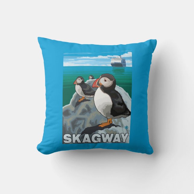 Puffins & kryssningfrakt - Skagway, Alaska Kudde (Framsida)