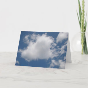 Puffy Cumulus Clouds i Blå himmel Kort