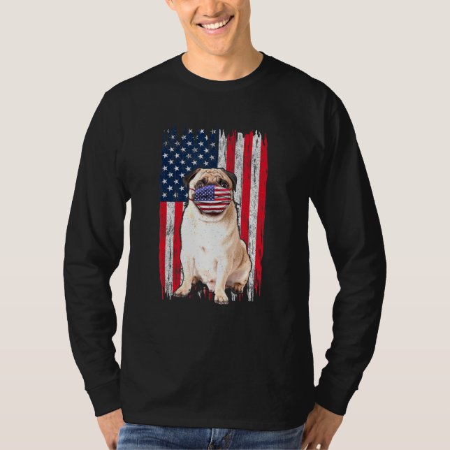 Pug American Flagga Wears Ansikte Mask 4:e juli T Shirt (Framsida)