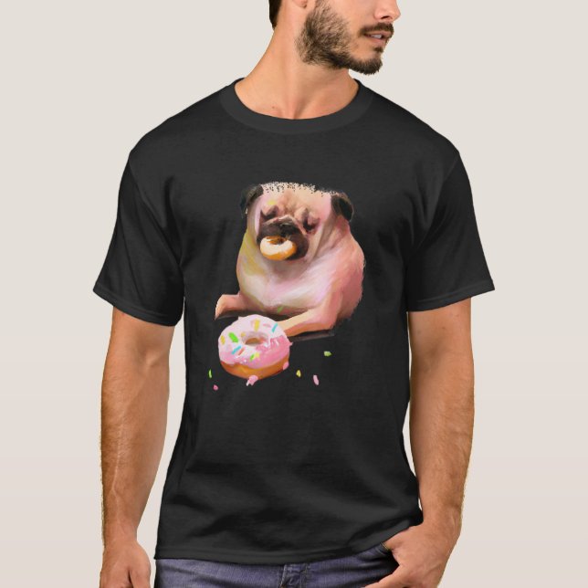 Pug Hund Äter Munk  2 T Shirt (Framsida)