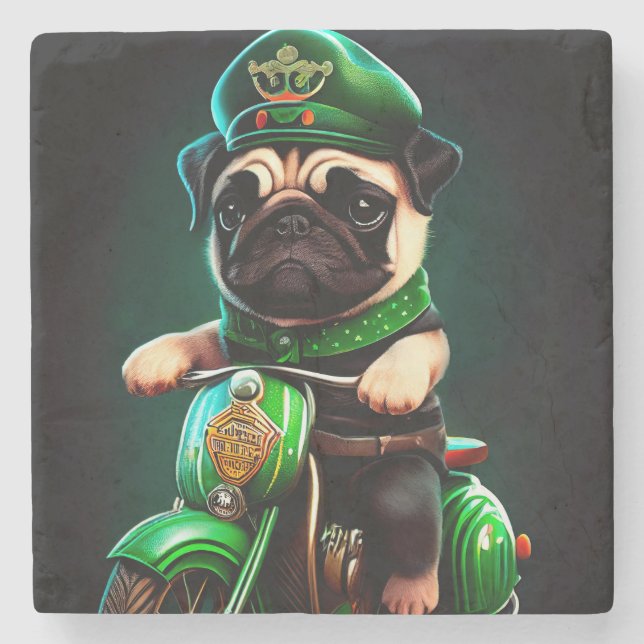 Pug Hund Driving Bike St. Patrick's Day Stenunderlägg (Framsidan)