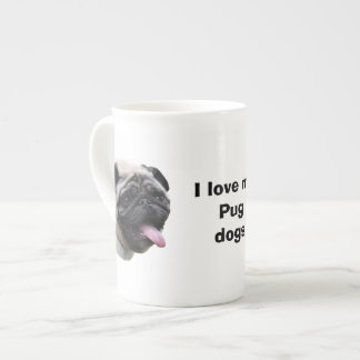 Pug-hund husfoto porträtt benporslin mugg