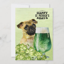 PUG Hund St. Patrick's Day med hatt och öl