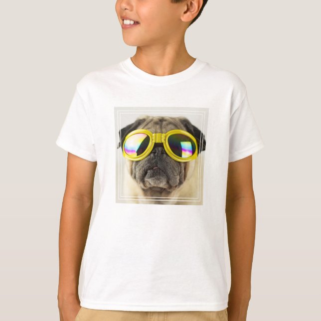 Pug med Goggles T Shirt (Framsida)